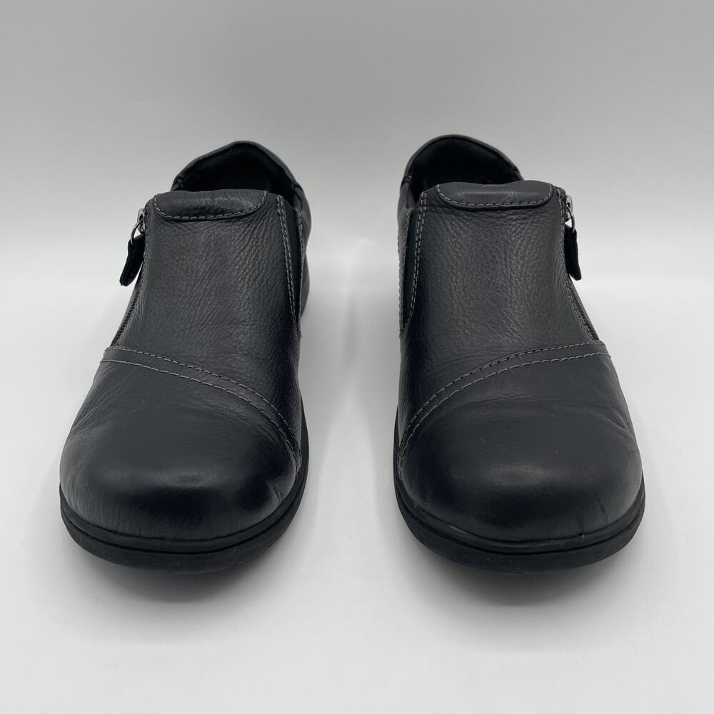 Clarks Black Leather Slip-On Nursing & Work Clogs